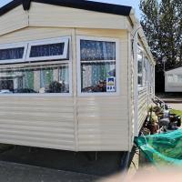 Great 6 Berth Caravan At Seawick Holiday Park, Nearby Clacton-on-sea Ref 27821s