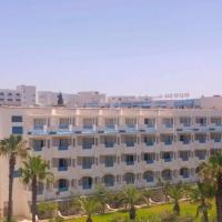 Appartement S+2 vue mer 20 mètres pieds dans l'eau, hotel in: Tantana, Port El Kantaoui