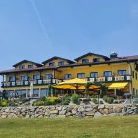 Landgasthof Entenwirt Tarsdorf, hotel u gradu 'Tarsdorf'