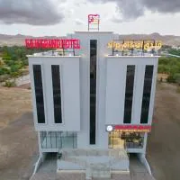 F&M Grand Hotel, готель у місті Ібрі
