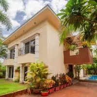 Serene Villa by StayVista - A Hill-View Villa with Plunge pool, hotel Karjatban