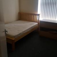 Notting Hill room available