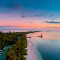 Canareef Resort Maldives, hotel Meedhoo városában 