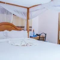 Mzunguu Safari Lodge: Usa River şehrinde bir otel