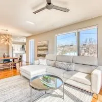 Broadway Loft 210