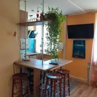 Cozy Apartment, hotel em Alūksne