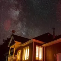 Chalet in a dark sky reserve, хотел в Notre-Dame-Des-Bois