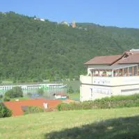Pension Feiken, hotel en Wesenufer