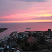 Wohlfuehl-Orte24 am Hafen in Schaprode, Rügen, hotell i Schaprode