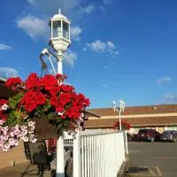 Traveller's Inn: Dawson Creek şehrinde bir otel