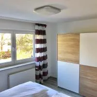 Schöne Ferienwohnung direkt am Neckar, hotel Deißlingenben
