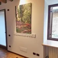 GESUITIROOMS, hotel di Sona