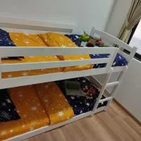 The Quartz 3 Bedroom Apartment with fully furnish and fully aircond, infinity pool, Corner lot with seaview and city view centre of malacca city, hotel en Tranquerah