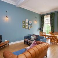 Bright Spacious 3 Bed Flat, hotel in West End, Glasgow