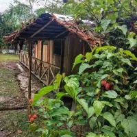 YAKU lodge & camping, hotell i Padre Cocha