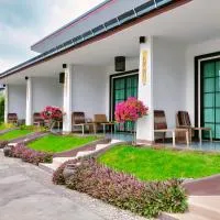 โรงแรมบ้านมะลิ ฮิลล์ เรสซิเด้นท์, hotel sa Kaeng Khlo
