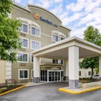 Comfort Inn North-Polaris โรงแรมในFlint