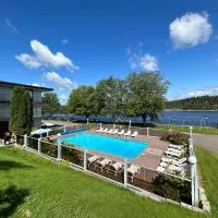 Motel Panoramique, hotelli kohteessa Saguenay