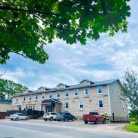 Driftwood Inn, hotel cerca de Aeropuerto Regional de Deer Lake - YDF, Deer Lake