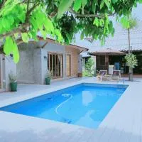 Greyhouse Homestay, готель у місті Ban Umeng