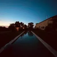 Maison Drôles d'Oiseaux, hotel en Plieux