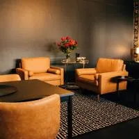 Rooms of Renown - The Panaretto Parlour โรงแรมในLeeton