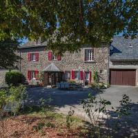 Gîte Saint-Bonnet-de-Salers, 7 pièces, 14 personnes - FR-1-742-24