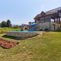 Beautiful Home In Pustodol With Jacuzzi, 3 Bedrooms And Outdoor Swimming Pool