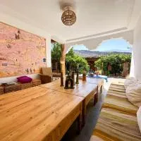 Alliance Berbère - Vallée d'Aït Bouguemez, hotel i Timit