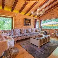 Lika holiday home Mazini, hotelli Gračacissa