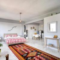 A little Taste of Home Apartments, hotel a Gazi, Atenes