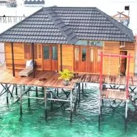 Derawan Fisheries Cottage โรงแรมในDerawan Islands