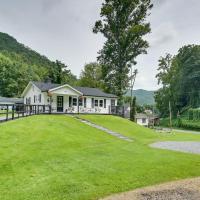 Mullens Home - Close to Hatfield-McCoy Trailhead!