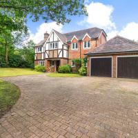 Pass the Keys Ashdown Forest retreat a spacious stylish house