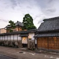 NIPPONIA HOTEL Igaueno Castle Town, hotel en Iga