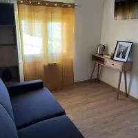 Chambre 7 kitchenette Les gites de la Gare, hotel a Mussidan