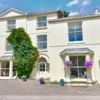 Portland House, hotel Whitchurchben