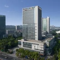 Courtyard by Marriott Shanghai Jiading, hótel í Jiading