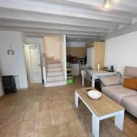 Casa en la montaña con piscina de temporada, hotell sihtkohas Arredondo