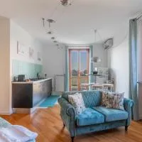 CasaTella - Monolocale con balcone, hôtel à Vidigulfo