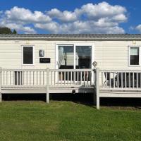 3 Bedroom, 8 Berth, Dog Friendly, Holiday Home