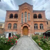 Najaryan's Family Guest House, hotell nära Igdirs flygplats - IGD, Vagharshapat