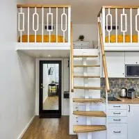 Затишні дворівневі смарт апартаменти, hotel en Bila Tserkva