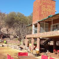 Hostal La Casa: Aicuña şehrinde bir otel