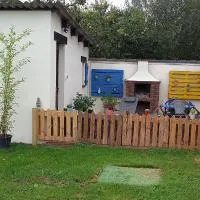 Studio "l'aube du Perche", hotell i La Mancelière