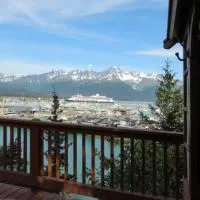 A Cabin on the Cliff, hotel din Seward