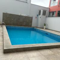 Acogedor apartamento centrico, tranquilo con piscina, hotel in Brena, Lima