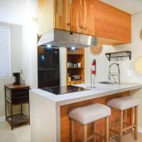 Gorgeous Apartment close to Brickell wFree Parking