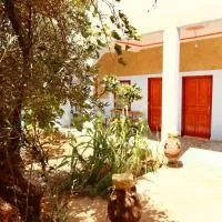 Achbarou में, होटल gîte d'étape ziz oasis