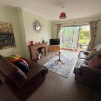 Wardown Place - Spacious 3 Bed House available for short term or long term Rental